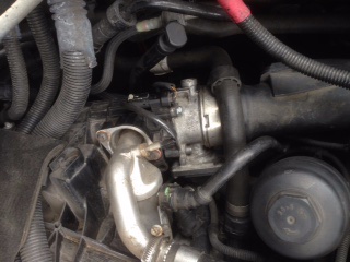 throttle body location